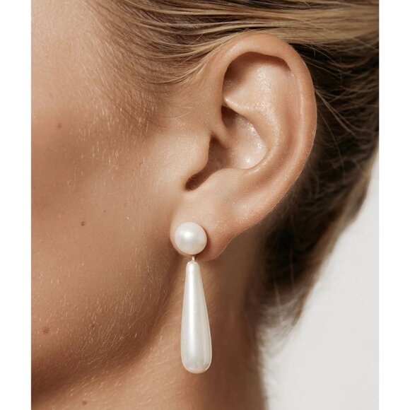 SHASHI Linnea Pearl Drop Earring in Pearl One Size New Womens Dangle - Picture 1 of 11